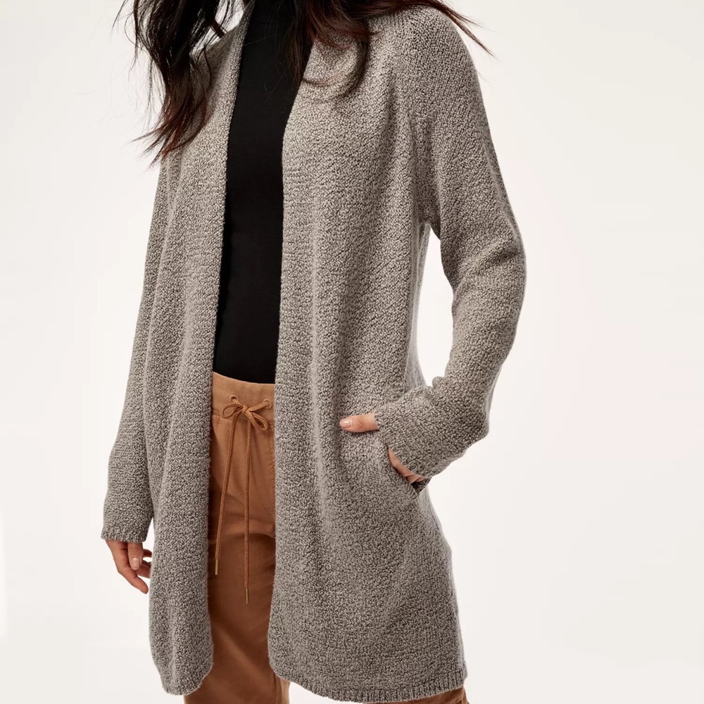 Aritzia Community Avery’s sweater in Ashen, size XXS